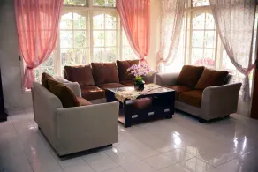 Residences by RedDoorz near Taman Safari - Salottino della hall