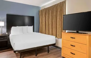 Extended Stay America Suites - Cincinnati - Blue Ash - Reed Hartman - Chambre