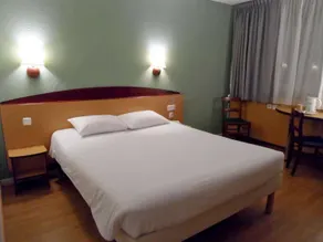 Hôtel Restaurant Campanile Barcelona - Chambre