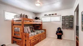 Keine Reinigungsgebühren! Whirlpool, WiFi, A / C, in der Nähe von Yosemite und dem Bass Lake! <br>Die Fischeroase nach Hause ... - Zimmer