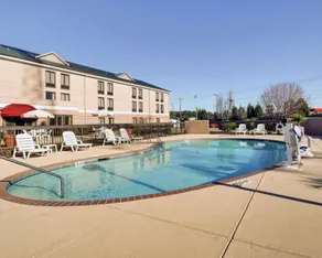 Comfort Inn & Suites Moss Point Pascagoula - Piscine