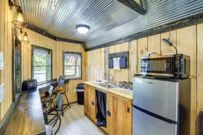 Near ATV Trails! Coal Heritage Cabin w/ Fire Pit - Interiør