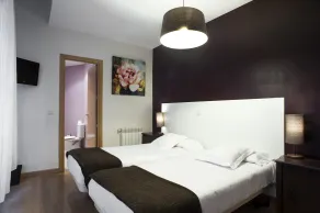 THC Gran Via Hostel - Zimmer