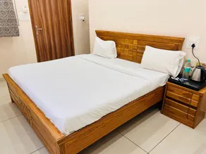 Hotel Hare Krishna Dham Near Prem Mandir - Chambre