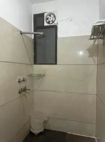 Green Castle - Bathroom