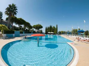 Europe Garden Silvi - Pool