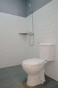 Puspiptek Residence Syariah Mitra RedDoorz - Badezimmer