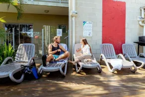 Noosa Flashpackers - Pool