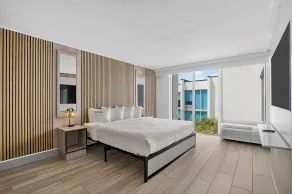 Tropical Palms Hotel - Room