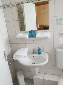 Hotel Sauerländer Hof Iserlohn - Bathroom