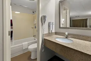 Red Roof Inn Cleveland - Westlake - Salle de bain