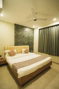 HOTEL NIRVANA GRAND Jodhpur - Zimmer
