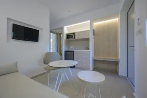 Mythos Suites Hotel - Quarto