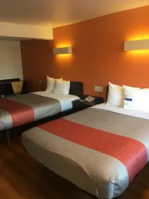 Motel 6-Bremerton, WA - Zimmer