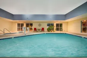 Super 8 by Wyndham Menomonie WI - Piscine