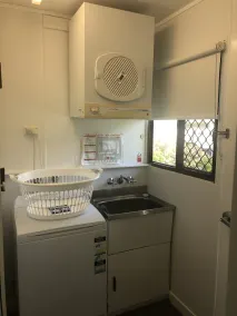 Cocos Holiday Apartments - Quarto