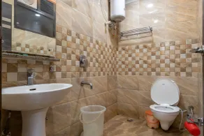 Manas Continental - Bathroom