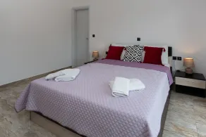Sweet Home Luxury Apartments - Room