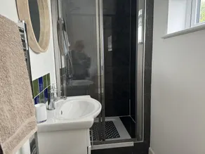 The Pilot Boat Inn, Isle of Wight - Bathroom