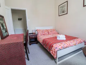Georgian Style Apartment - Room