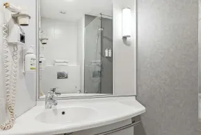 B&B HOTEL Barcelona Mataro - Salle de bain