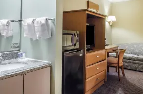 Rodeway Inn Allentown South - Room