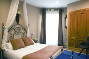 Hotel Arco San Vicente - Room