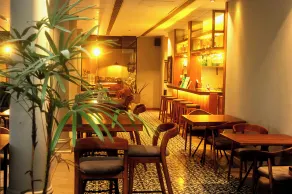 Fairway Colombo - Sri Lanka's First Hotel With Robot Technology - Restaurant
