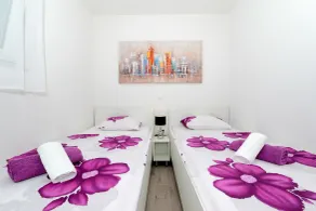 Apartments Julijana - Room