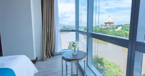Astana Wing - Riverside Majestic Hotel - Vue de la chambre