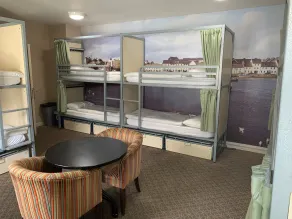 Kinlay Hostel Eyre Square - Best Hostel in Ireland 2025 - Værelse