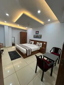 Hotel RK palace near airport  - Chambre