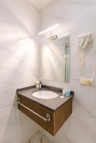 Aqua Batumi Hotel & Apartments - Badezimmer