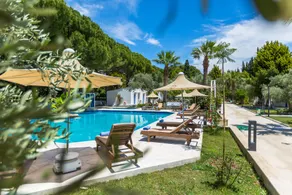 Adella Garden Marina Hotel - Pool