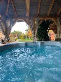 Willa Wiktoria w Rozewiu - Apartamenty z aneksem kuchennym , śniadanie w cenie - Piscine
