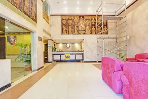 Fabhotel Grand Palace - Near to airport - Réception
