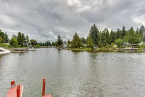 Spacious Apartment on Lake Sawyer w/ Fireplace! - Innvendig