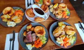 The Black Hat - Restaurant