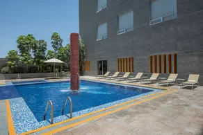 Real Inn Torreon - Piscine