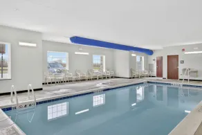 Cobblestone Hotel & Suites - Eaton - Pool