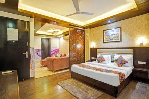 FabHotel Galaxy - Nr Patel Nagar Metro - Rom