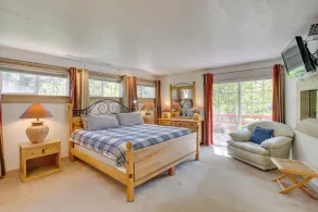 Beautiful Ouray Home w/ Patio - 3 Mi to Downtown! - Interior