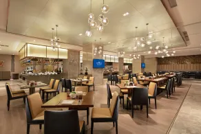 Howard Johnson by Wyndham Jimei Lake Plaza Xiamen - Restaurant