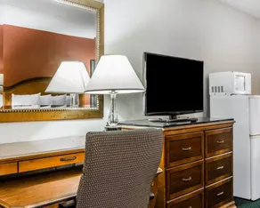 Econo Lodge Inn & Suites Enterprise - Chambre