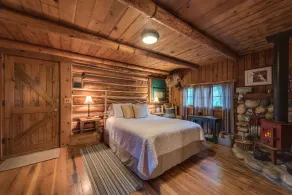 The Davies Family Inn - Rum