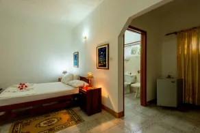 Zerof Guest House - Room