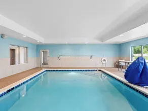 Holiday Inn Express Peotone by IHG - Piscina