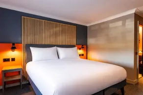 Village Hotel Leeds South - Room