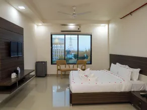 Praveg Rezort Silvassa - Room