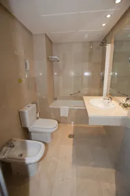 B&B HOTEL Cartagena Cartagonova - Salle de bain
